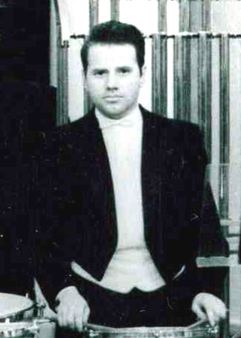 Анатолий Артамошкин